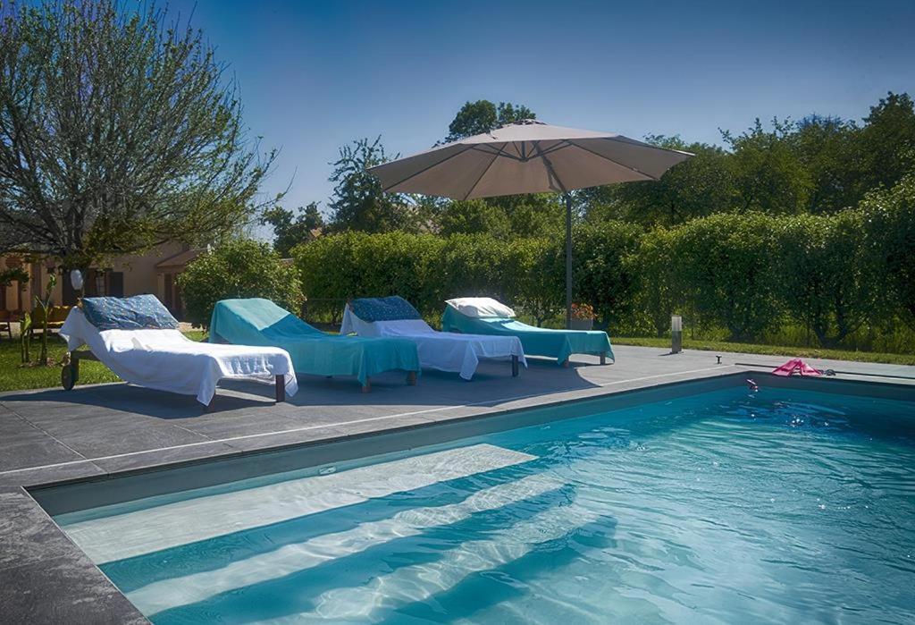 Bed and Breakfast Le Logis Du Regisseur à Charny-Oree-de-Puisaye Extérieur photo